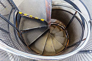 醒来吧，火之子！奇幻生存冒险建造动作RPG《雾锁王国》现已推出